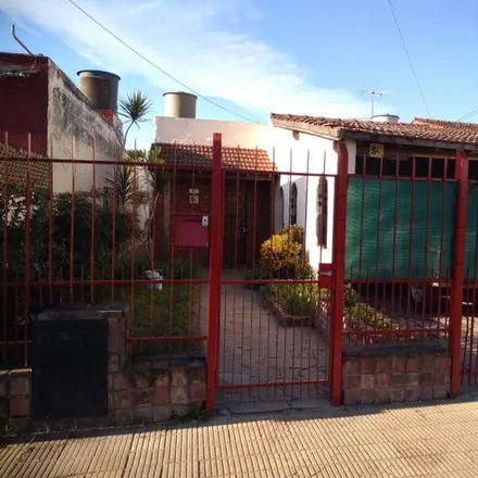 Buy this 3 bed house on 35 - Mendoza 4257 in Villa Marqués Alejandro María de Aguada, 1651 Villa Ballester