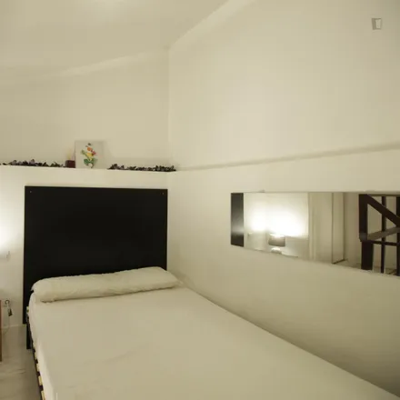 Rent this studio apartment on Calle del Capitán Blanco Argibay in 38A, 28039 Madrid
