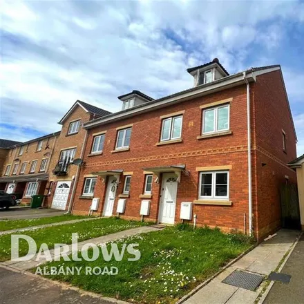 Rent this 3 bed townhouse on Blackberry Way in Cardiff, CF23 8FJ