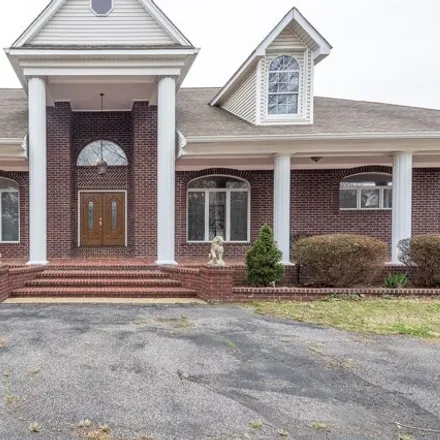 Buy this 5 bed house on 11421 Metz Place in Shelby County, TN 38028