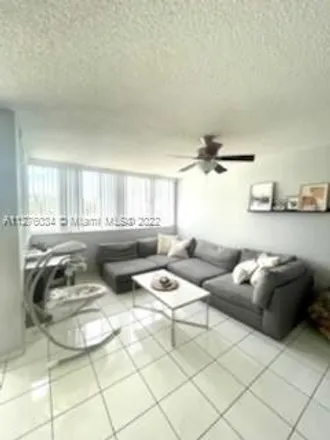 Image 7 - 1700 Northwest North River Drive, Miami, FL 33125, USA - Condo for rent