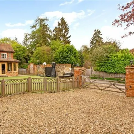 Buy this 4 bed duplex on The Cricket Common in Kings Lane, Cookham Dean