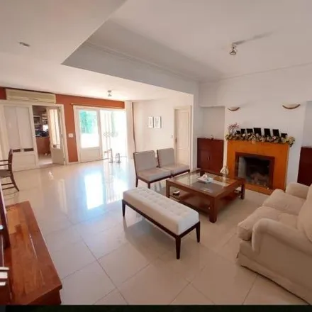 Rent this 5 bed house on Urquiza 99 in Partido de La Matanza, B1704 ESP Ramos Mejía