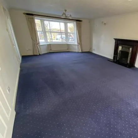 Image 4 - Chepstow Close, Macclesfield, SK10 2WE, United Kingdom - House for sale