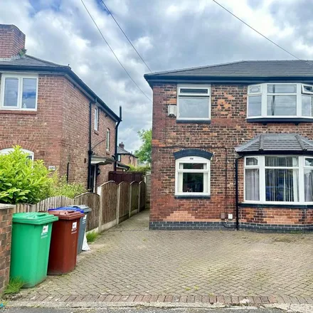 Rent this 3 bed duplex on Moston Lane in Manchester, M40 5RS