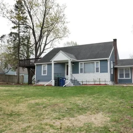 Buy this 3 bed house on 2342 Forest Avenue in Beloit, WI 53511