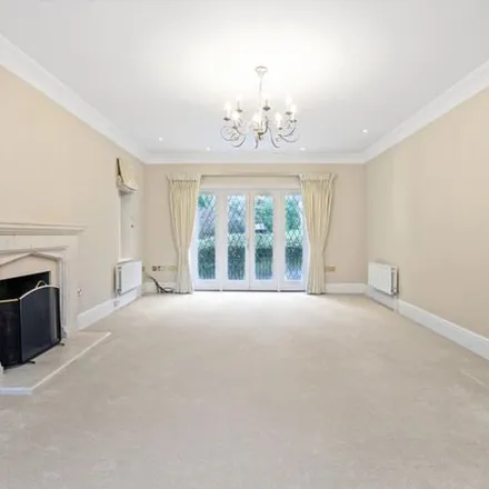 Rent this 5 bed apartment on Pachesham Park in Mole Valley, KT22 0DJ