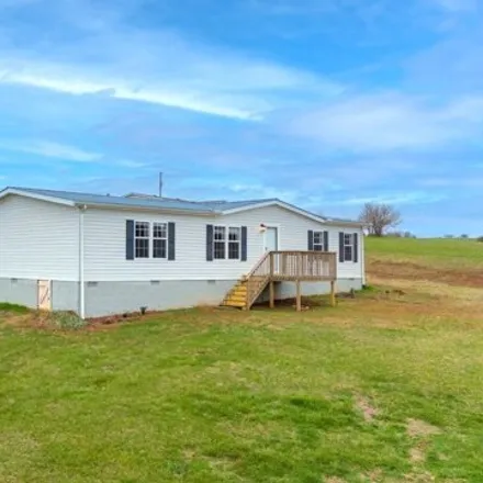 Buy this studio apartment on County Road 322 in McMinn County, TN 37926