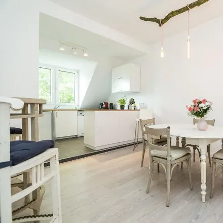 Rent this 3 bed apartment on Franziskastraße 63 in 45131 Essen, Germany