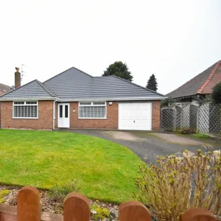 Buy this 2 bed house on Hillbrook Road in Bramhall, SK7 2BT