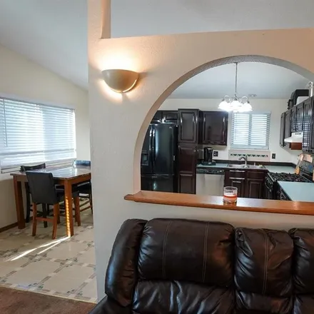 Image 6 - 2826 Newport Circle, Grand Junction, CO 81503, USA - Townhouse for sale