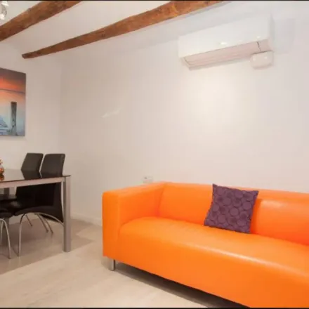 Image 4 - Carrer dels Carders, 8, 08003 Barcelona, Spain - Apartment for rent