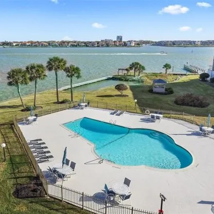 Rent this 1 bed condo on 431 Lakeside Lane in Nassau Bay, Harris County