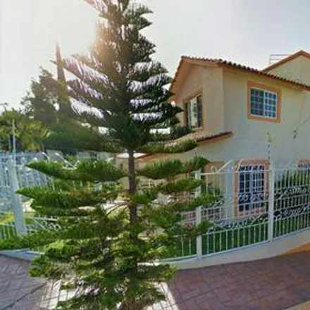 Buy this 5 bed house on Calle Yuca in Delegación Epigmenio González, 76140 Querétaro