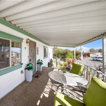 Image 5 - 5265 Entrar Drive, Rancho Vista, Palmdale, CA 93551, USA - Apartment for sale