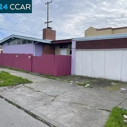 Image 1 - 2433 East 15th Street, Oakland, CA 94601, USA - House for sale