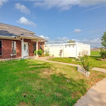 Buy this 3 bed house on 198 Stonewood Place in Victoria, TX 77901