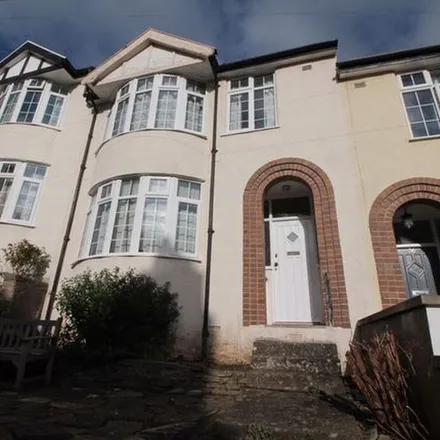 Rent this 4 bed townhouse on 33 Elm Lane in Bristol, BS6 6UE