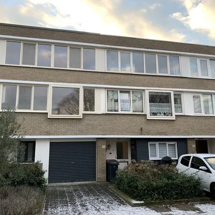 Rent this 1 bed apartment on Burgemeesters Godschalxstraat 56A in 5236 AC 's-Hertogenbosch, Netherlands