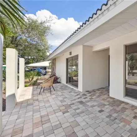 Image 2 - 496 Yacht Harbor Drive, Osprey, Sarasota County, FL 34229, USA - House for rent