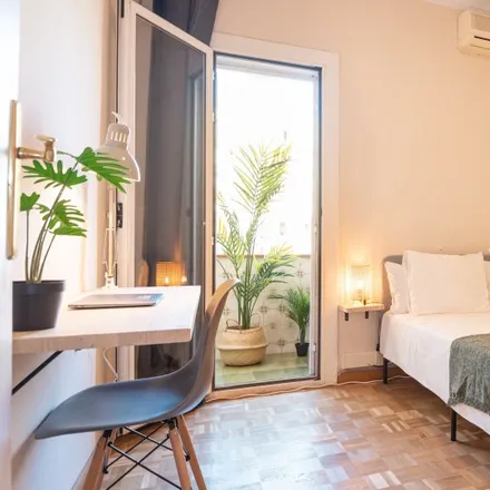 Rent this 5 bed room on Carrer de València in 168, 08001 Barcelona