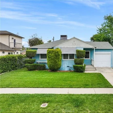 Buy this 2 bed house on 5972 Balcom Avenue in Los Angeles, CA 91316