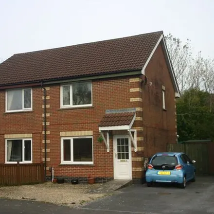 Rent this 2 bed duplex on Pentland Close in Swansea, SA5 5BG