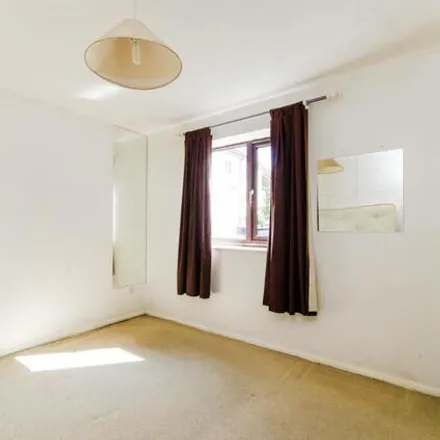 Image 4 - Currys, 416 Ealing Road, London, HA0 1JQ, United Kingdom - Apartment for rent