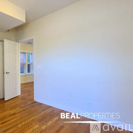 Image 9 - 3250 N Clifton Ave, Unit 2 Bed - Apartment for rent