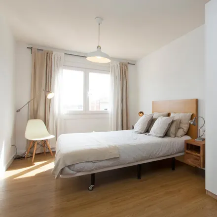 Rent this 3 bed apartment on Carrer de Villarroel in 3, 08011 Barcelona