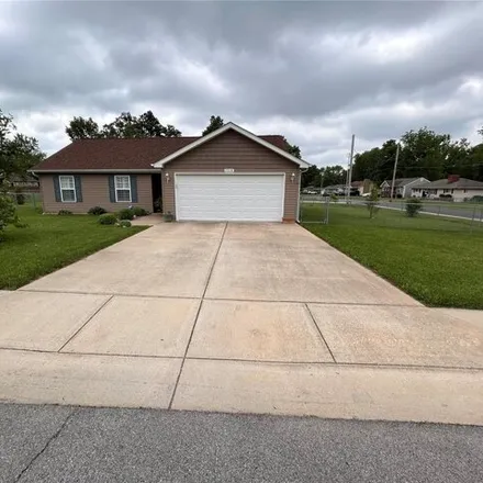 Buy this 3 bed house on 1388 West Saint Louis Street in Pacific, MO 63069