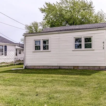 Buy this 2 bed house on 612 Lincoln Street in Divernon, Sangamon County