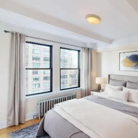 Image 2 - East 68th 3rd Avenue, Unit 14G - Apartment for rent