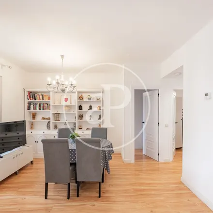 Rent this 2 bed apartment on Madrid in Calle de Martínez Izquierdo, 28028 Madrid