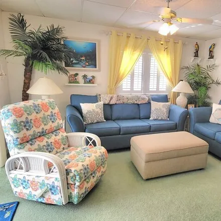 Image 5 - Ocean Lakes Campground, Sea Oats Drive, Horry County, SC 29515, USA - Apartment for sale