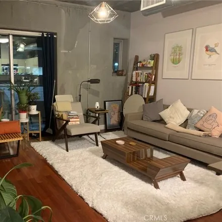 Buy this 1 bed condo on Los Angeles Streetcar in West 4th Street, Los Angeles