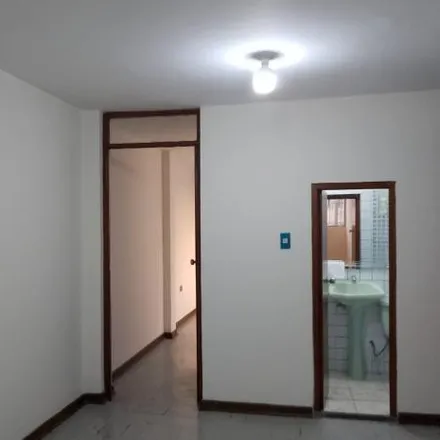 Rent this 2 bed apartment on Institución Educativa Liceo Santo Toribio El Apostol in Jirón Los Amautas, San Juan de Lurigancho
