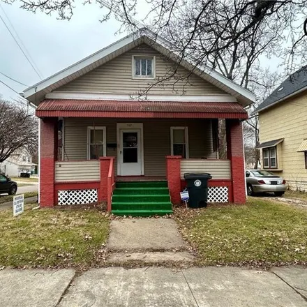 Buy this 2 bed house on 785 Baird Street in Akron, OH 44306