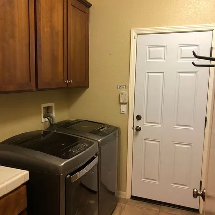 Image 7 - Amir Way, Modesto, CA 95357, USA - Apartment for rent