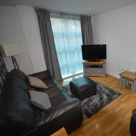 Image 2 - Mowbray Street, Riverside, Sheffield, S3 8FH, United Kingdom - Apartment for rent