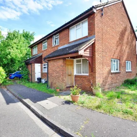 Rent this 1 bed house on Aldenham Drive in Lees Road, London