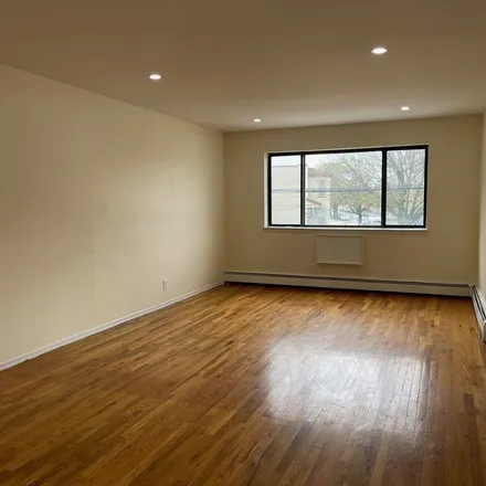 Rent this 3 bed apartment on 91-8 103rd Avenue in New York, NY 11417