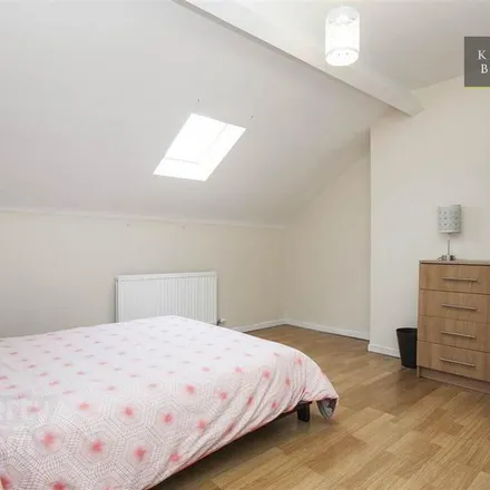 Rent this 4 bed apartment on Donegall Road in Belfast, BT12 6FX