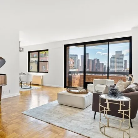 Buy this 3 bed condo on 45 East 89th Street in New York, NY 10128