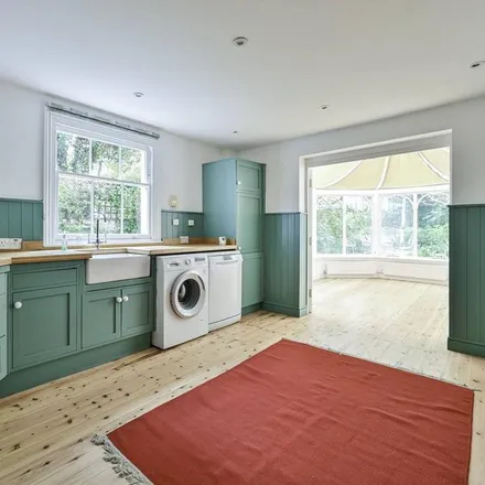 Image 8 - Carson Road, West Dulwich, London, SE21 8HS, United Kingdom - House for rent