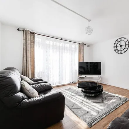 Rent this 2 bed apartment on Overton Road in London, SW9 7AP