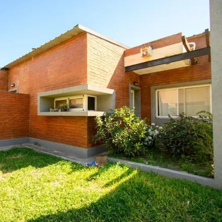 Buy this 3 bed house on unnamed road in Departamento La Capital, 3018 Municipio de Recreo