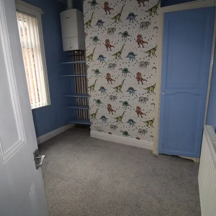 Rent this 2 bed apartment on Moseley Avenue in Wallasey, CH45 4ND