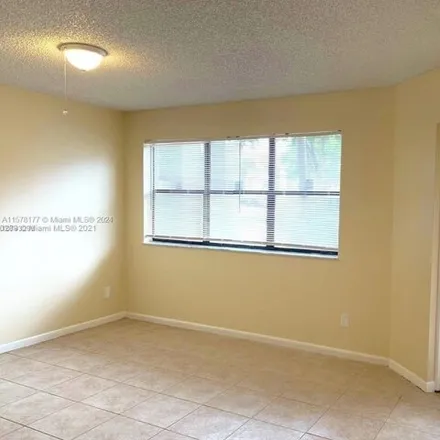 Image 7 - South Luna Court, Hollywood, FL 33021, USA - Apartment for rent