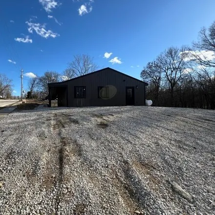 Image 2 - 102 South Macon Street, Bevier, Macon County, MO 63532, USA - House for sale
